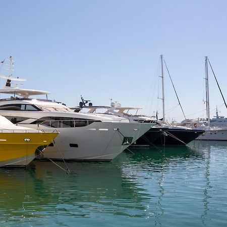 Puerto Banus Luxurious Apartment In The Heart Of The Port Marbella Exterior photo
