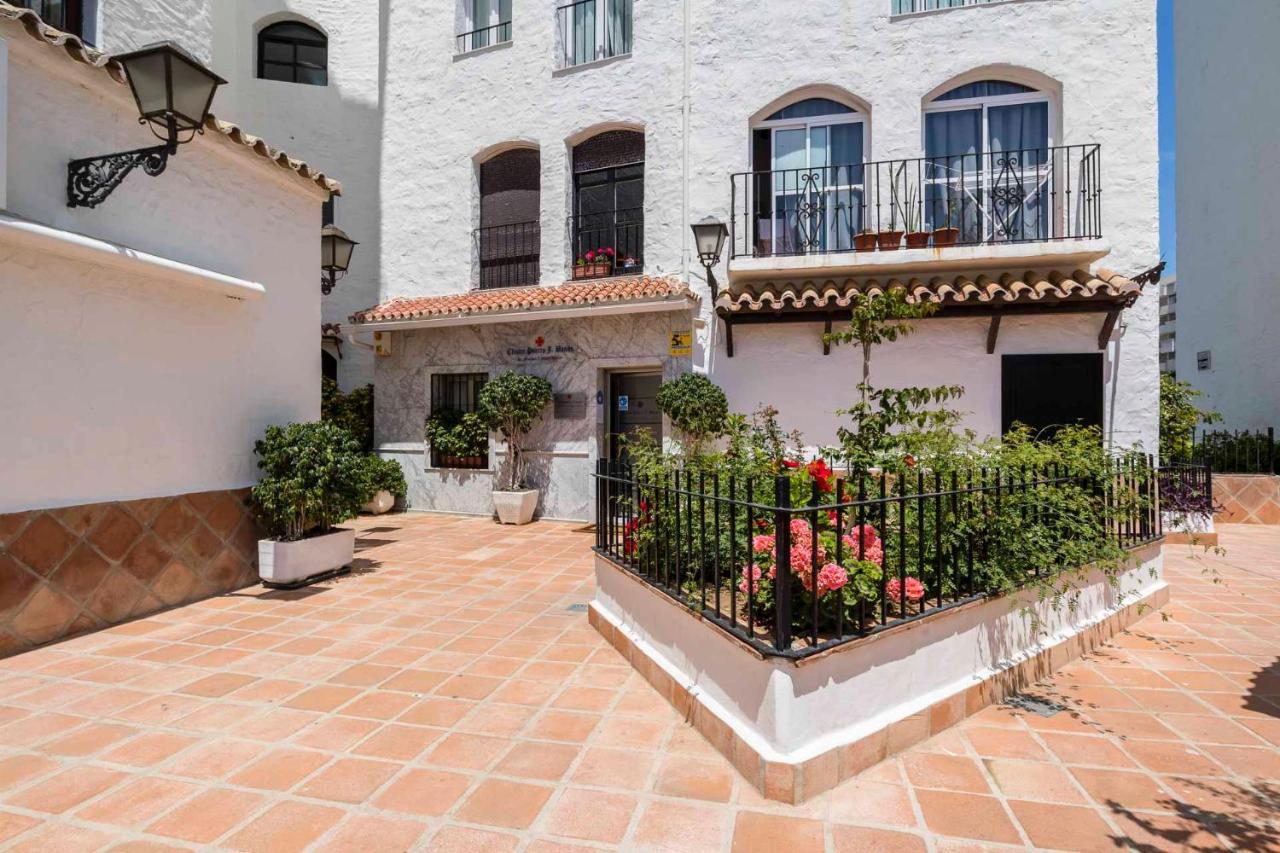 Puerto Banus Luxurious Apartment In The Heart Of The Port Marbella Exterior photo